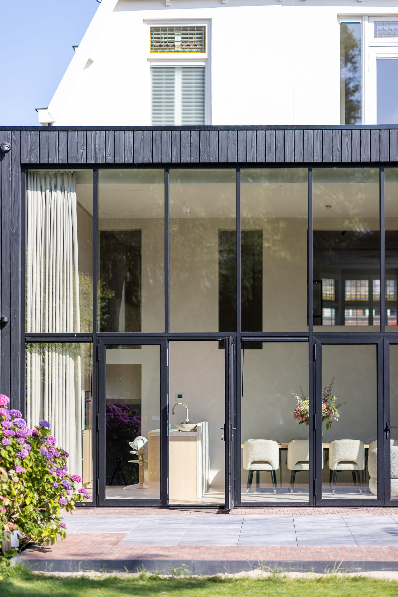 architect voor aanbouw in Rotterdam | uitbouw kosten | aanbouw ontwerp | DEPTH Architecten Oud-Beijerland